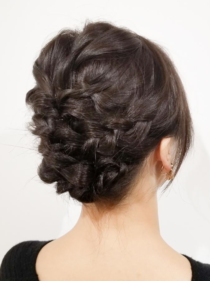 編み込みヘアアレンジ